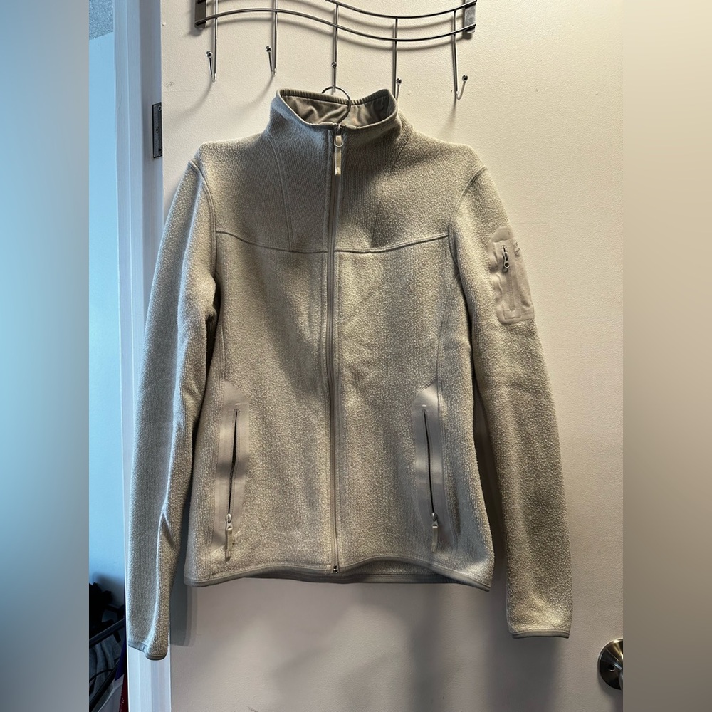 Arc’teryx Women’s Polartec Fleece Jacket – Size Small